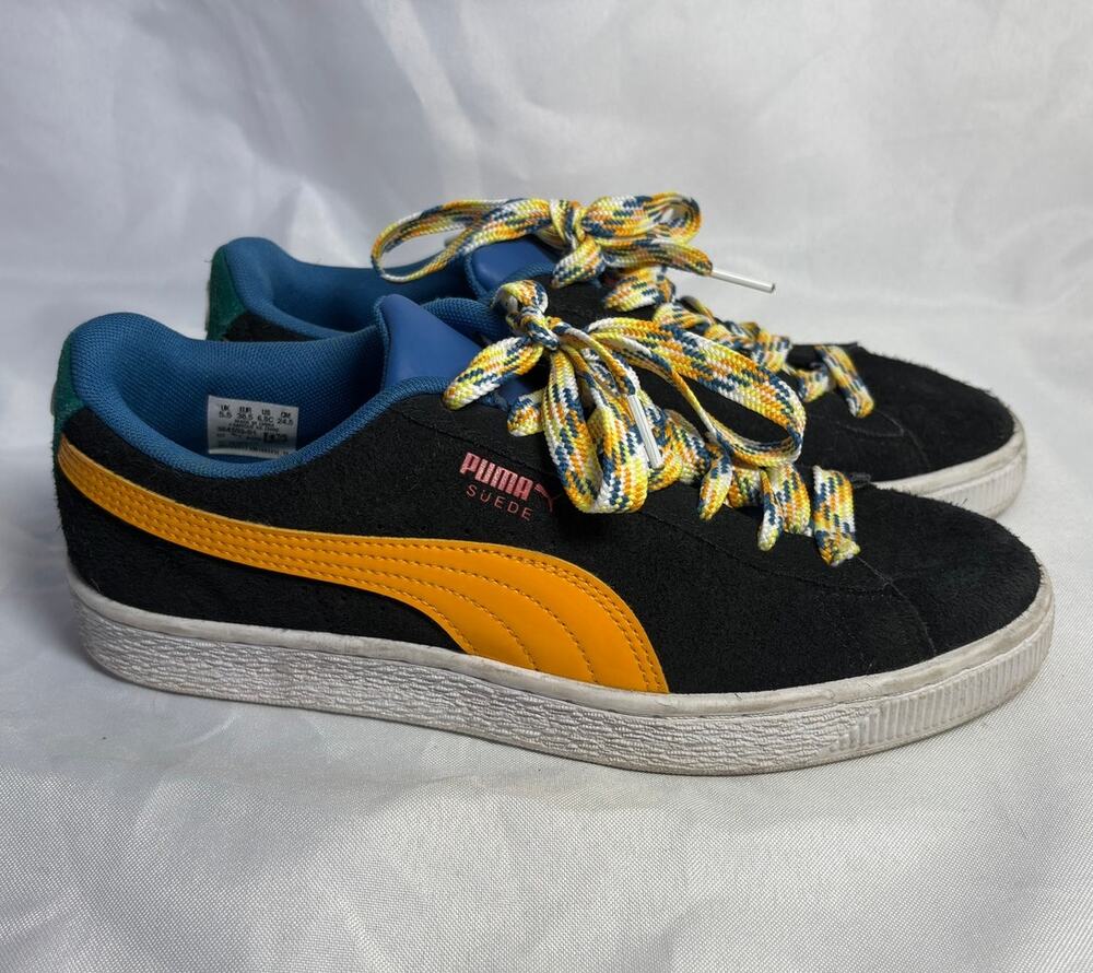 PUMA x Garfield Suede Hungry Garfield Black Orange Sneakers Women's size 7.5